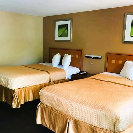 Oyo Hotel Tallahassee Downtown Eksteriør billede